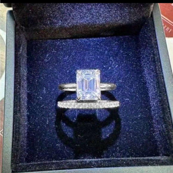 Silver Ring Set - Picture 2 of 3